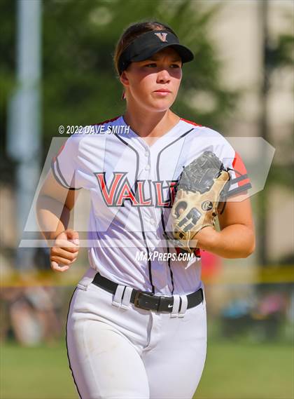 Thumbnail 3 in Williamsburg vs Valley (Rick Doran Classic) photogallery.