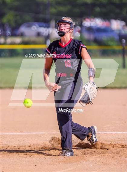 Thumbnail 3 in Williamsburg vs Valley (Rick Doran Classic) photogallery.