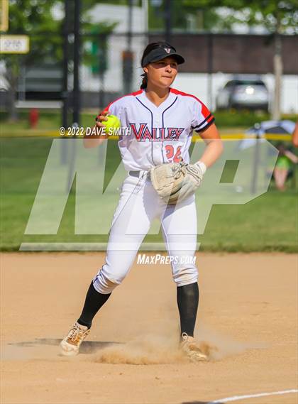 Thumbnail 3 in Williamsburg vs Valley (Rick Doran Classic) photogallery.