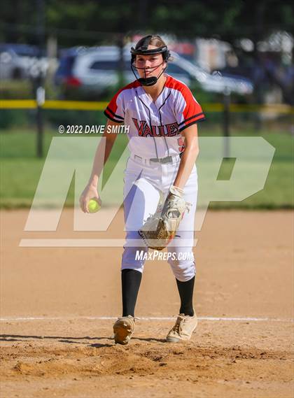 Thumbnail 3 in Williamsburg vs Valley (Rick Doran Classic) photogallery.