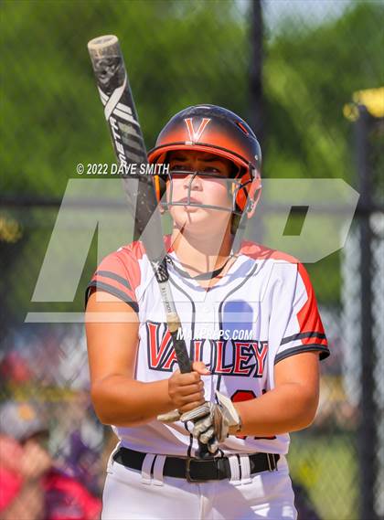 Thumbnail 1 in Williamsburg vs Valley (Rick Doran Classic) photogallery.