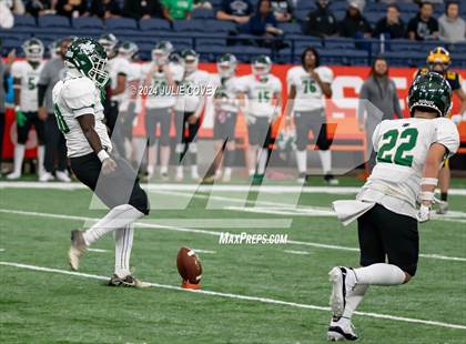 Thumbnail 3 in General Brown vs. Bishop Ludden/SAS (NYSPHSAA Section III Class C Championship) photogallery.