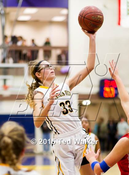 Thumbnail 2 in Saratoga vs. Mountain View (Monte Vista Tournament) photogallery.