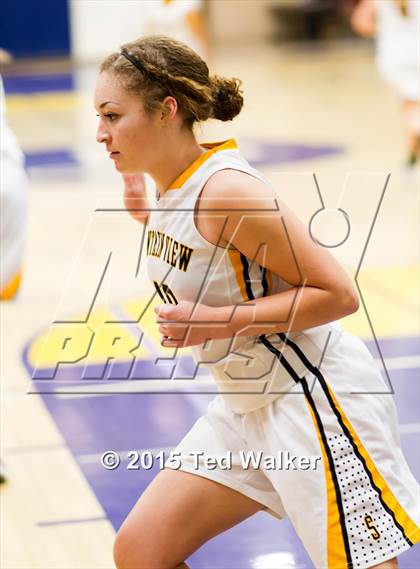 Thumbnail 2 in Saratoga vs. Mountain View (Monte Vista Tournament) photogallery.