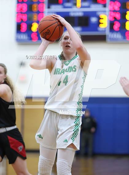 Thumbnail 2 in Fairfield Union vs. Fairland (OHSAA D2 District Final) photogallery.