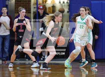 Thumbnail 1 in Fairfield Union vs. Fairland (OHSAA D2 District Final) photogallery.