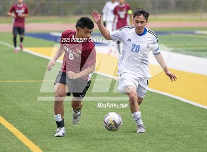 Thumbnail 3 in Oxnard vs. Fillmore photogallery.