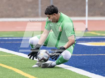 Thumbnail 1 in Oxnard vs. Fillmore photogallery.