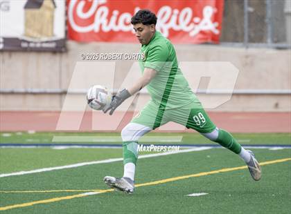 Thumbnail 3 in Oxnard vs. Fillmore photogallery.
