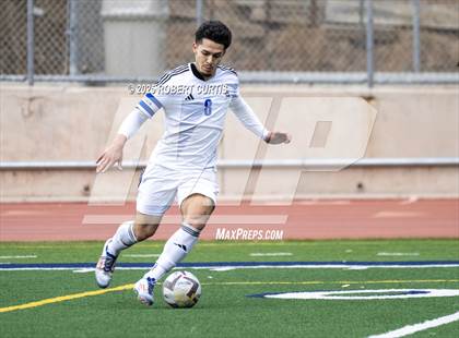 Thumbnail 1 in Oxnard vs. Fillmore photogallery.