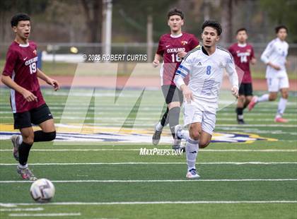 Thumbnail 3 in Oxnard vs. Fillmore photogallery.