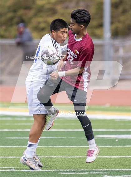 Thumbnail 2 in Oxnard vs. Fillmore photogallery.