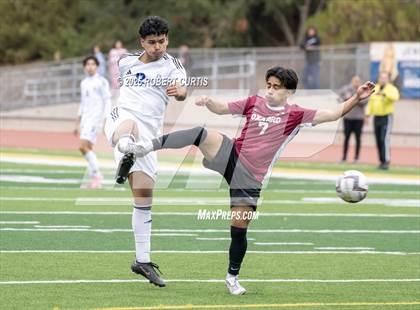 Thumbnail 1 in Oxnard vs. Fillmore photogallery.
