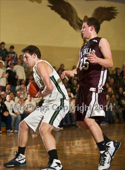 Thumbnail 3 in LaSalle Academy vs. Bishop Hendricken (RIIL D1 Quarterfinal) photogallery.