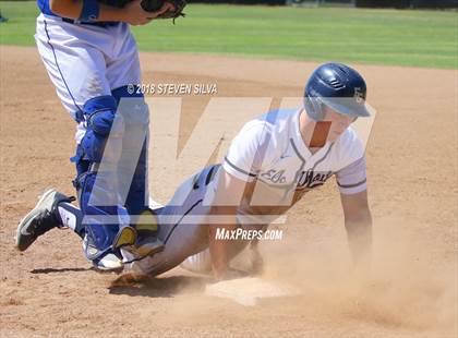 Thumbnail 3 in Elk Grove vs. El Camino Real (68th Annual San Diego Lions Tournament) photogallery.