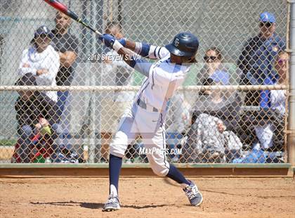 Thumbnail 2 in Elk Grove vs. El Camino Real (68th Annual San Diego Lions Tournament) photogallery.