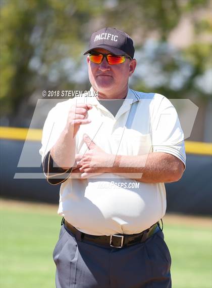 Thumbnail 1 in Elk Grove vs. El Camino Real (68th Annual San Diego Lions Tournament) photogallery.