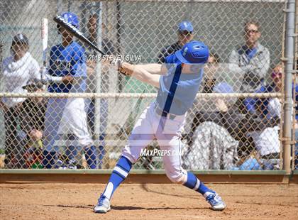 Thumbnail 2 in Elk Grove vs. El Camino Real (68th Annual San Diego Lions Tournament) photogallery.