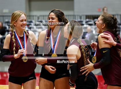 Thumbnail 1 in Dripping Springs vs. Tompkins (UIL 6A Final) photogallery.