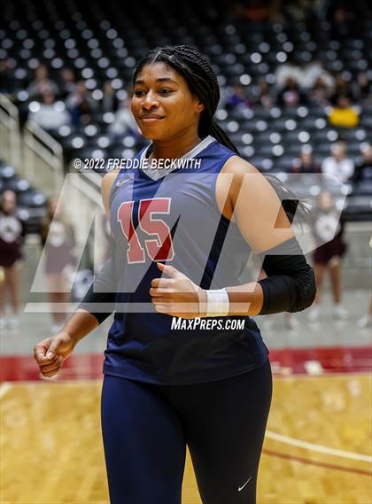 Thumbnail 1 in Dripping Springs vs. Tompkins (UIL 6A Final) photogallery.