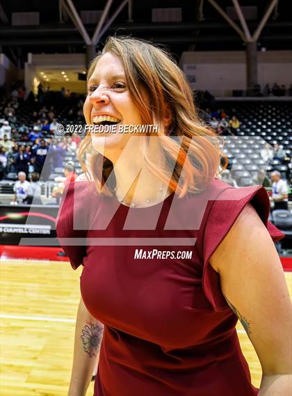 Thumbnail 2 in Dripping Springs vs. Tompkins (UIL 6A Final) photogallery.