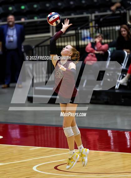 Thumbnail 1 in Dripping Springs vs. Tompkins (UIL 6A Final) photogallery.
