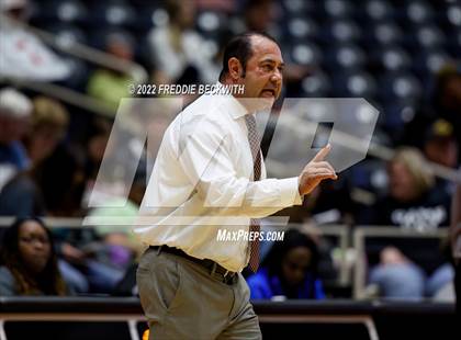 Thumbnail 3 in Dripping Springs vs. Tompkins (UIL 6A Final) photogallery.