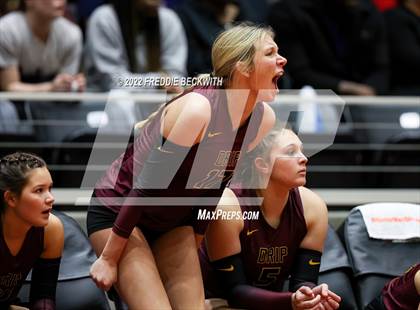 Thumbnail 2 in Dripping Springs vs. Tompkins (UIL 6A Final) photogallery.