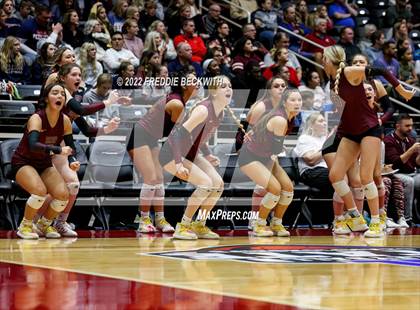 Thumbnail 1 in Dripping Springs vs. Tompkins (UIL 6A Final) photogallery.