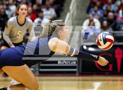 Thumbnail 2 in Dripping Springs vs. Tompkins (UIL 6A Final) photogallery.