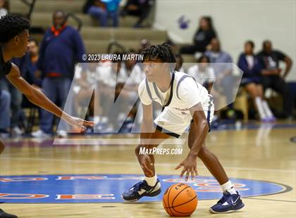 Thumbnail 3 in Nova @ Stranahan photogallery.