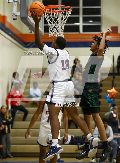 Thumbnail 2 in Nova @ Stranahan photogallery.