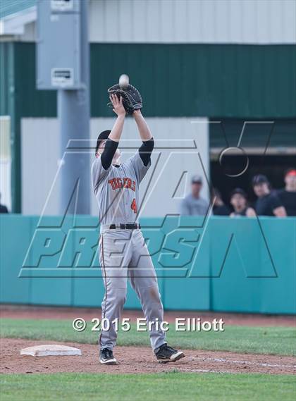 Thumbnail 3 in Franklin vs Sharon (PIAA D10 AA 1st Round) photogallery.