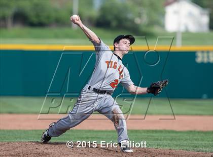 Thumbnail 2 in Franklin vs Sharon (PIAA D10 AA 1st Round) photogallery.