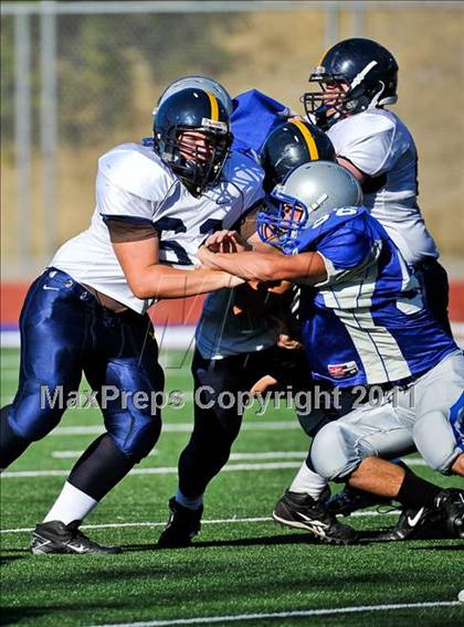 Thumbnail 2 in Oak Ridge @ Rocklin photogallery.