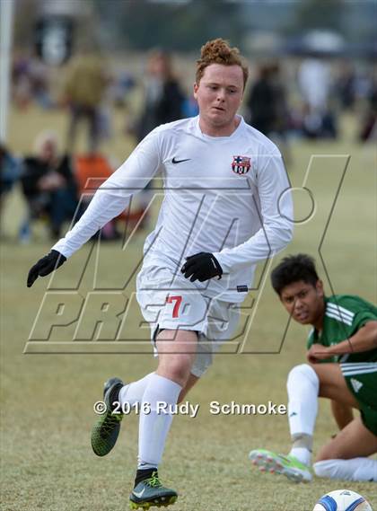 Thumbnail 1 in La Costa Canyon vs. Great Oak photogallery.