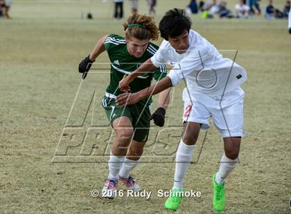 Thumbnail 2 in La Costa Canyon vs. Great Oak photogallery.