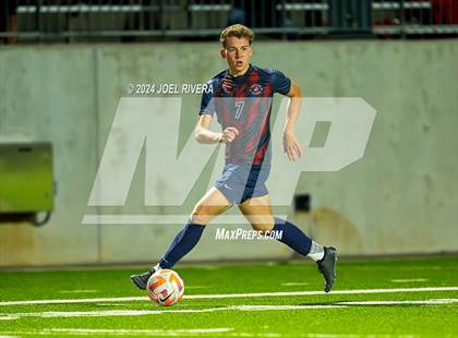 Thumbnail 1 in Tompkins vs. Northbrook (UIL 6A Soccer Region 3 & 4 Area) photogallery.