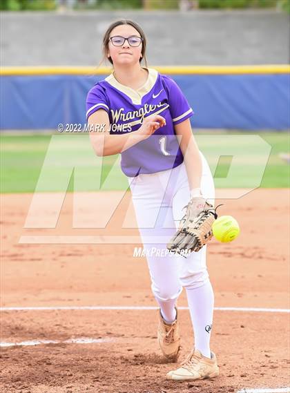 Thumbnail 3 in Wickenburg @ Northwest Christian photogallery.