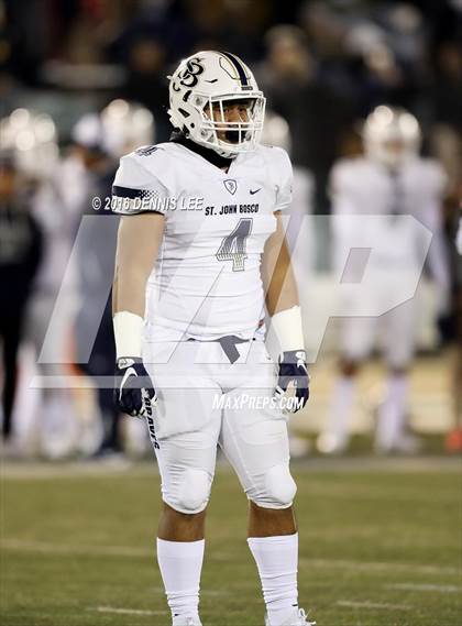 Thumbnail 3 in De La Salle vs. St. John Bosco (CIF State Open Division Final) photogallery.