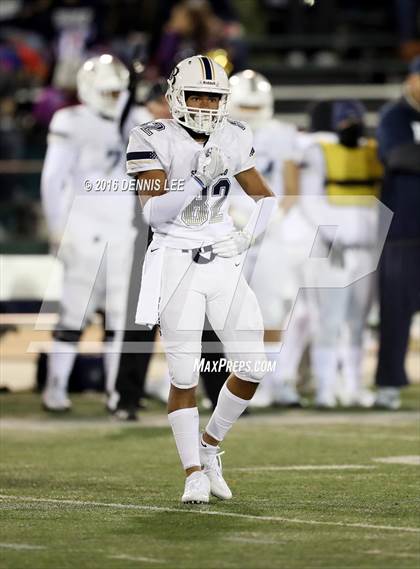 Thumbnail 2 in De La Salle vs. St. John Bosco (CIF State Open Division Final) photogallery.