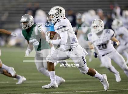 Thumbnail 3 in De La Salle vs. St. John Bosco (CIF State Open Division Final) photogallery.