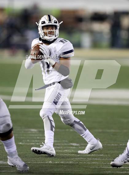 Thumbnail 2 in De La Salle vs. St. John Bosco (CIF State Open Division Final) photogallery.
