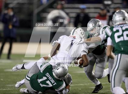 Thumbnail 2 in De La Salle vs. St. John Bosco (CIF State Open Division Final) photogallery.