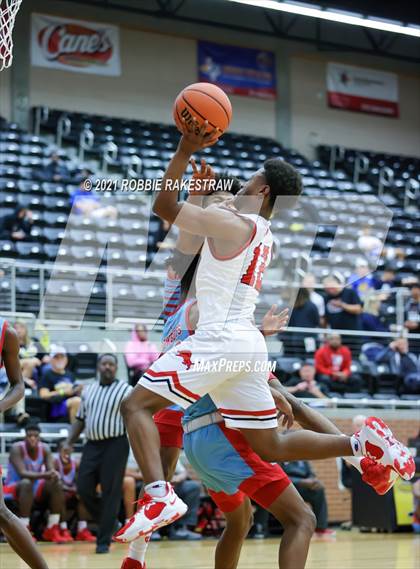 Thumbnail 2 in Waco vs Carter (Forney ISD Winter Classic) photogallery.