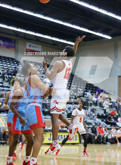 Thumbnail 3 in Waco vs Carter (Forney ISD Winter Classic) photogallery.