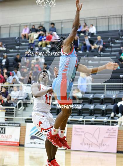 Thumbnail 1 in Waco vs Carter (Forney ISD Winter Classic) photogallery.