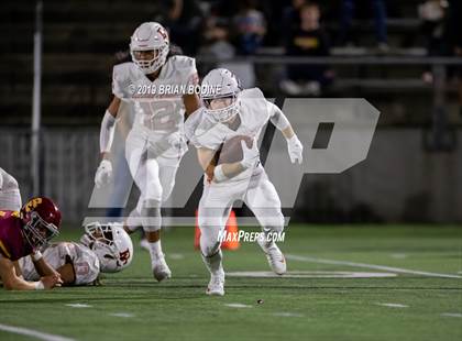 Thumbnail 1 in Eastside Catholic vs. Central Catholic photogallery.