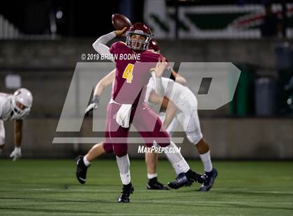 Thumbnail 3 in Eastside Catholic vs. Central Catholic photogallery.