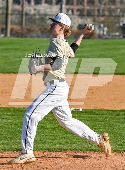 Thumbnail 3 in Reading @ Berks Catholic photogallery.